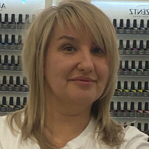 Елена Байбатарова