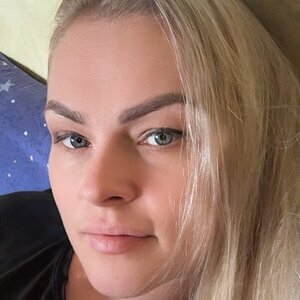 Яна Николаева