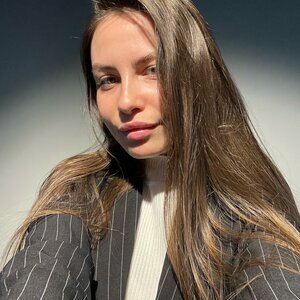 Полина Раздобарова
