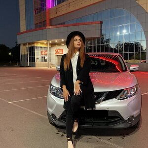 Олеся Захарова