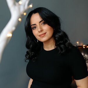 Марина Мамиконян