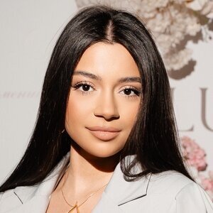 Миная Гусейнова