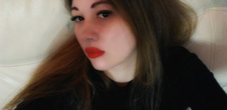 Эля Колесникова