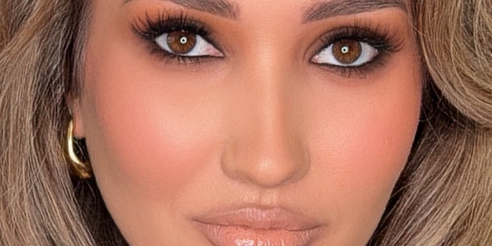 Миная Гусейнова